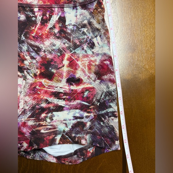 Wunder Train HR Short lululemon size 10 - Picture 3 of 4